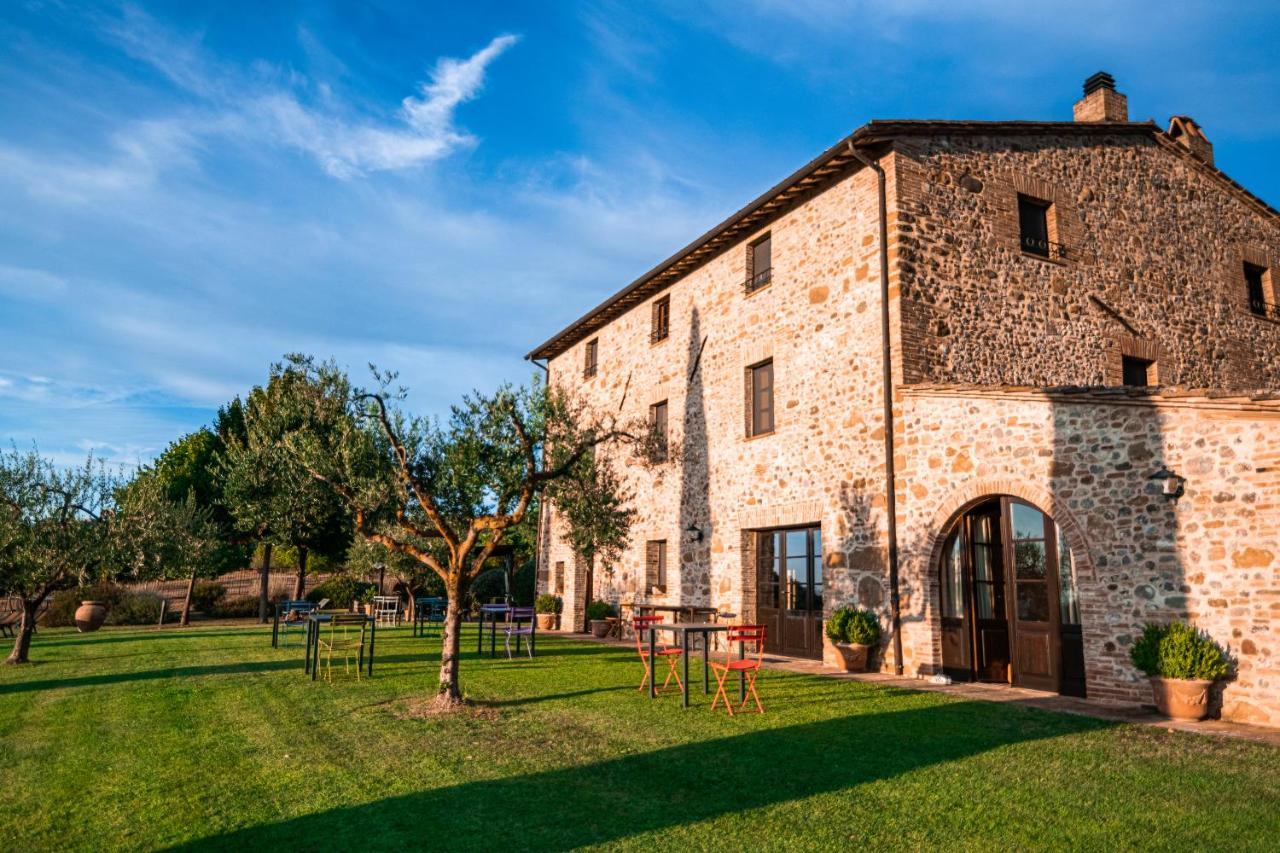 Hostal San Carlo A La Molinella Città della Pieve Exterior foto